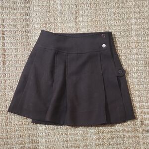 Chic Black Button-Accent Skater Skirt